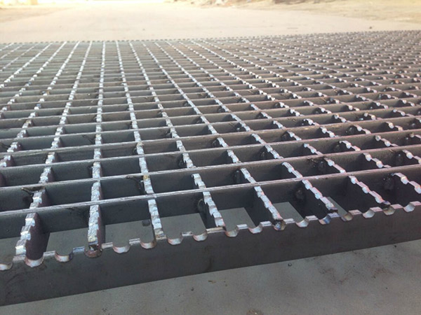 防滑钢格板图片3