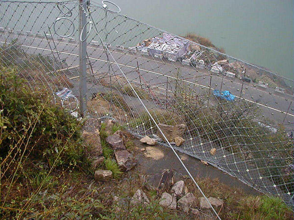 被动边坡防护网案例图片2